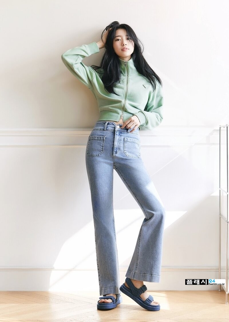 Bae-Suzy-for-GUESS-2022-SS-Collection-Denim-Of-The-Day-documents-9.jpg