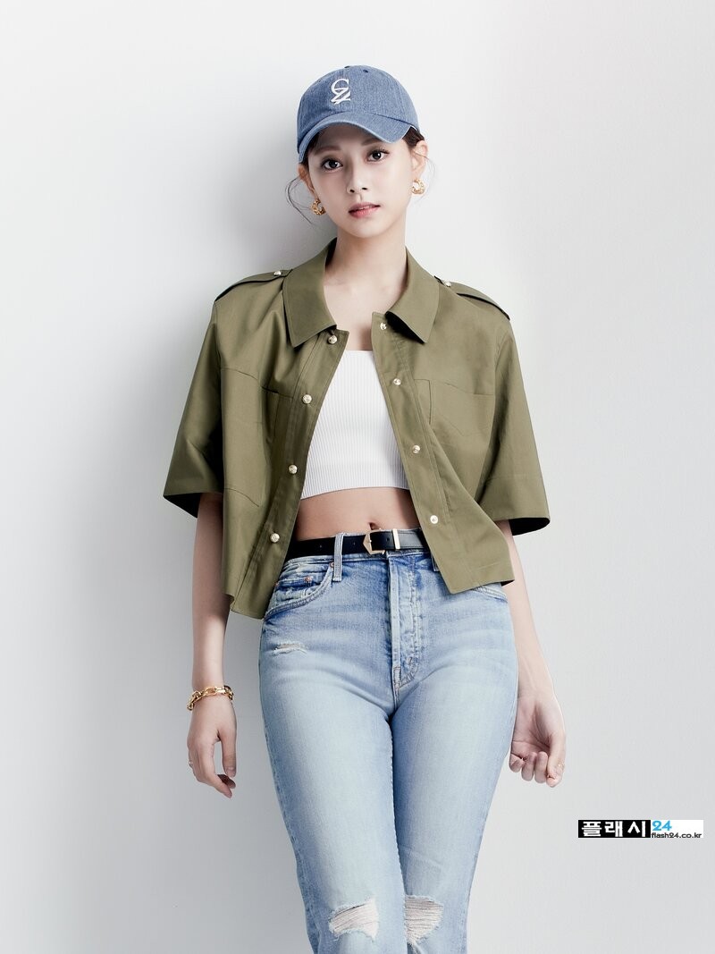 TWICE-Tzuyu-for-ZOON-2022-SS-Collection-documents-3.jpg